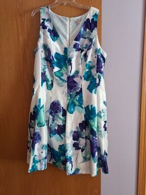 Floral V-Neck Sleeveless Dress in White with Blue & Purple Print